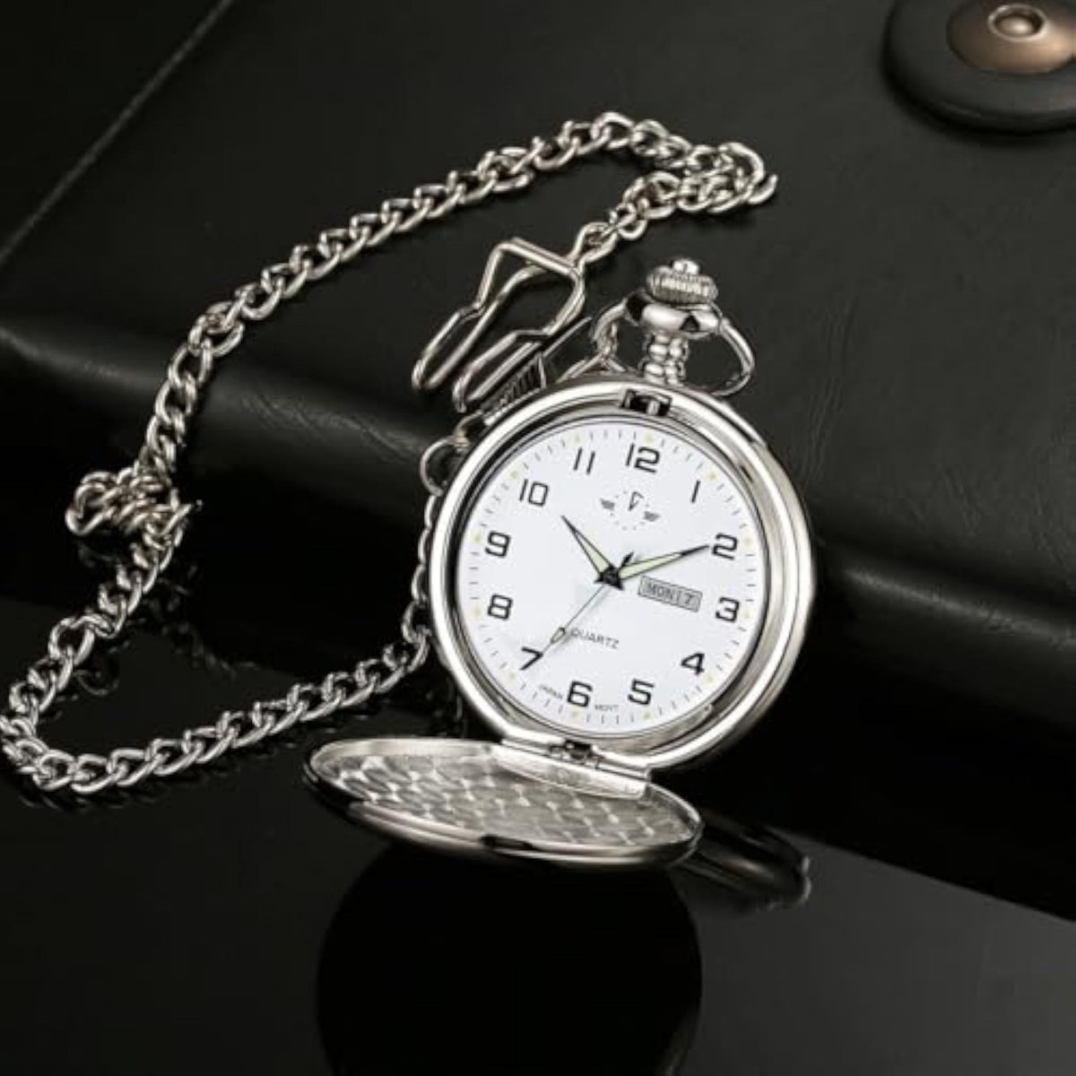 Smooth Quartz Pocket Watch for Men