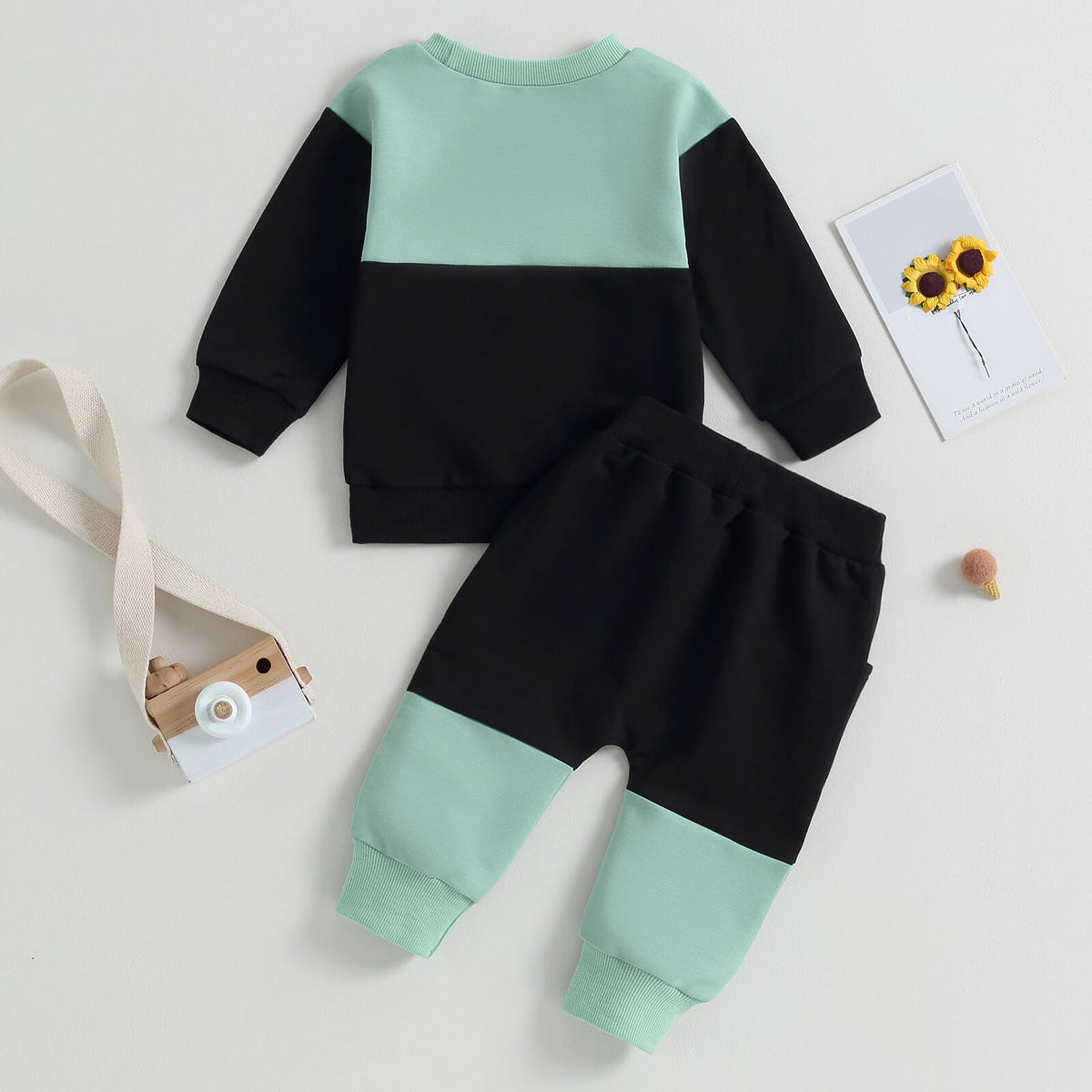 Toddler Color Block Sweatshirt and Jogger Set in Mint and Black